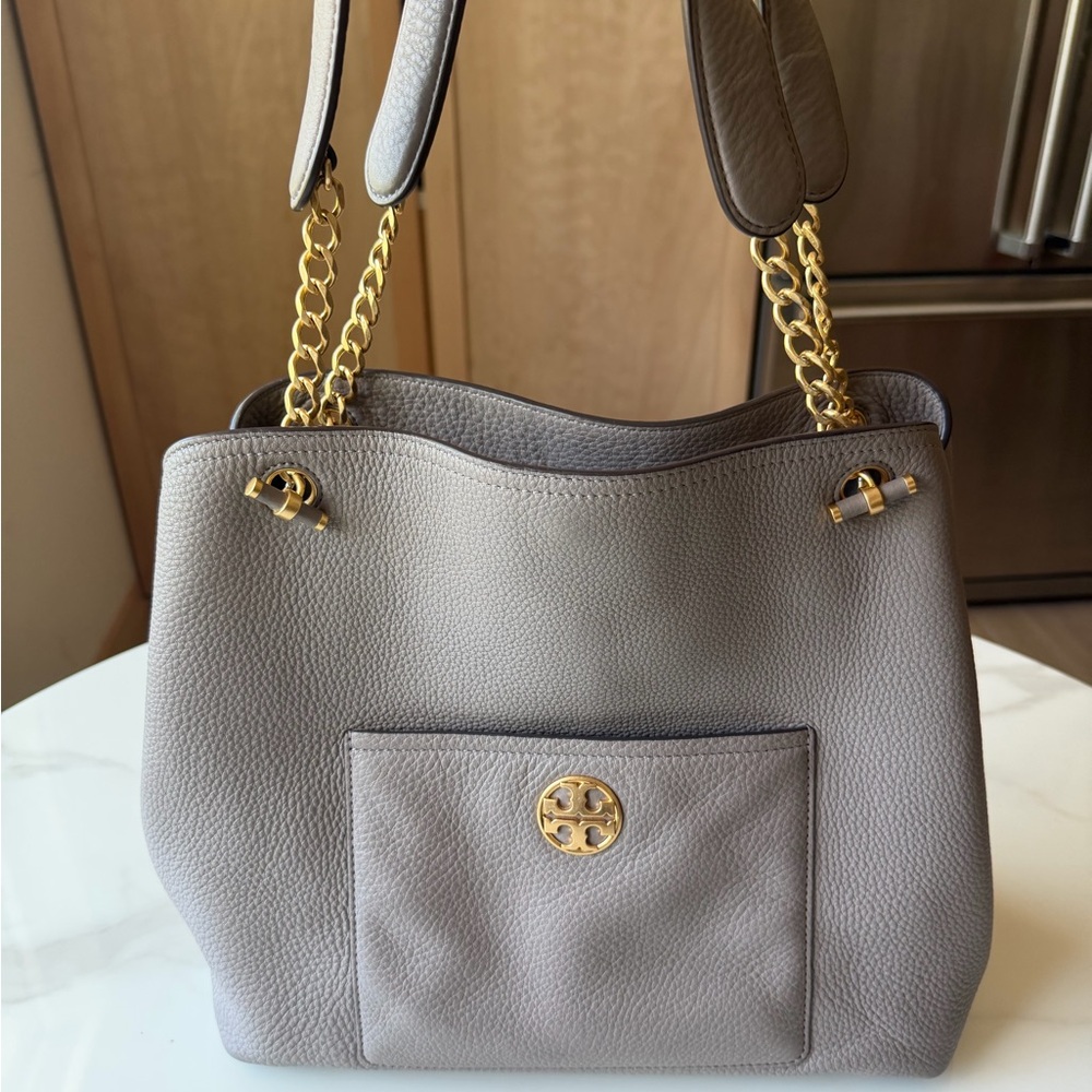 Tory Burch Chelsea Slouchy Tote in Heron Gray - gold hardware